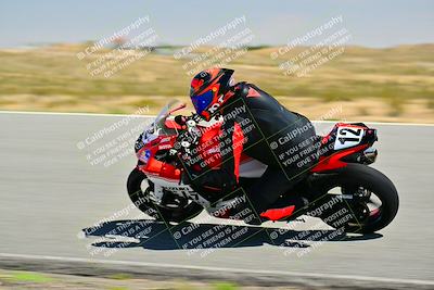 media/Apr-13-2025-TrackXperience (Sun) [[fb1ef998a6]]/Level 2 (Intermediate)/Turn 8 (Session 3)/